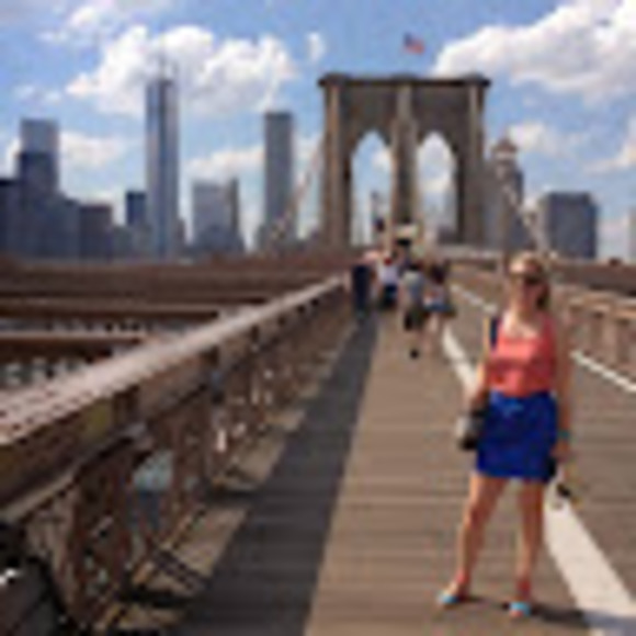 Meet your Posher, Danielle - Picture 1 of 1